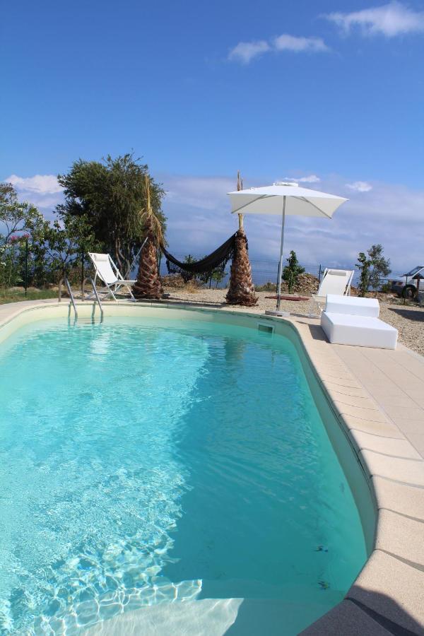 Villa Clicla - Pool, Sea,Hommock Swing And Laziness Империя Экстерьер фото
