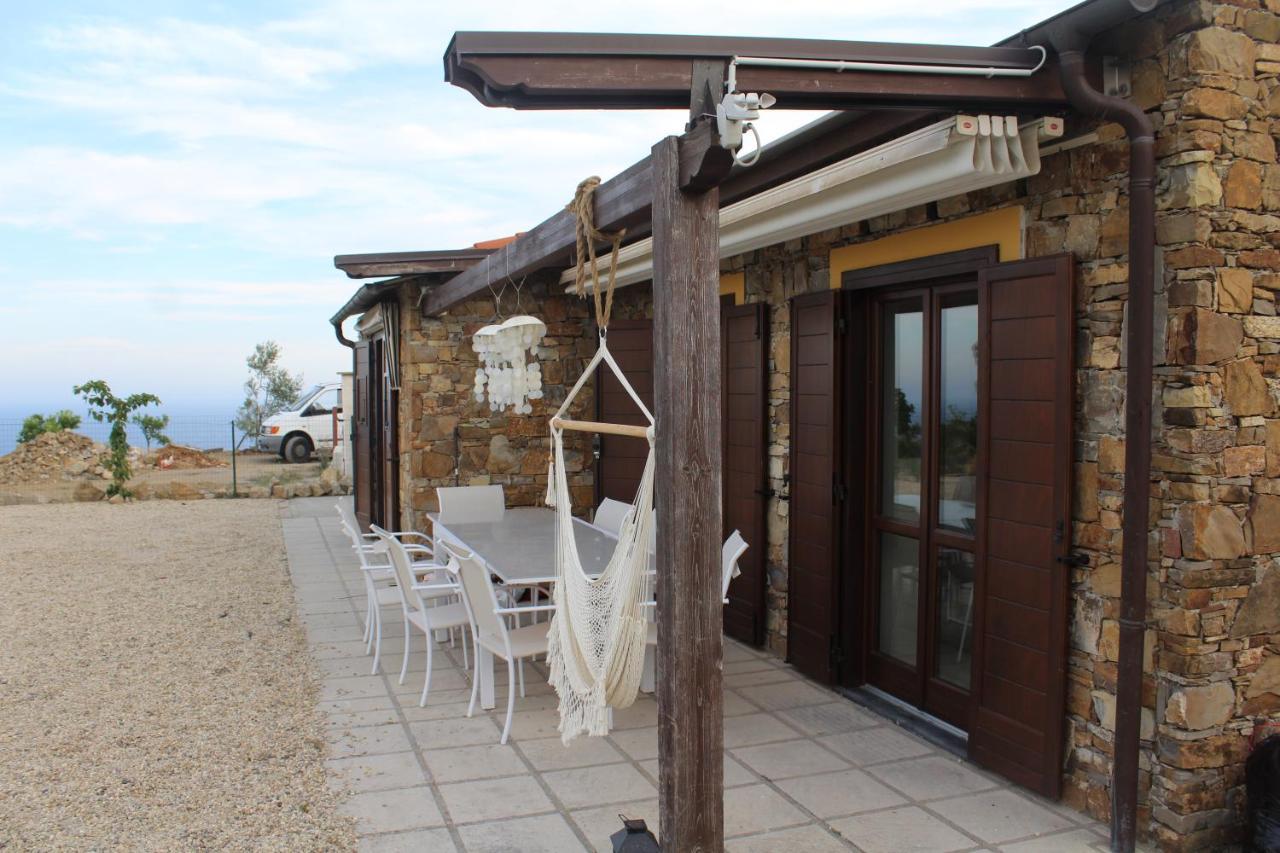 Villa Clicla - Pool, Sea,Hommock Swing And Laziness Империя Экстерьер фото