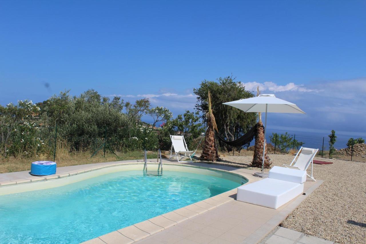 Villa Clicla - Pool, Sea,Hommock Swing And Laziness Империя Экстерьер фото